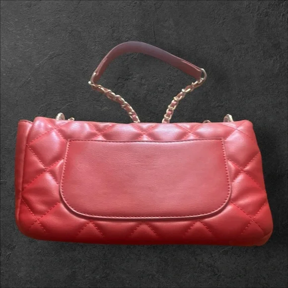 Badgley Mischka Red Quilted Crossbody Bag - Picture 6 of 16